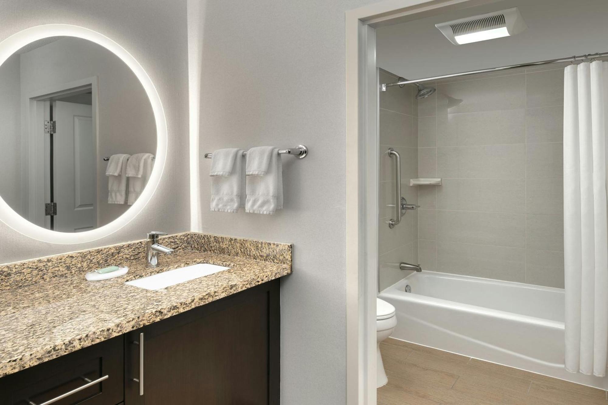 Towneplace Suites By Marriott Sudbury Eksteriør billede