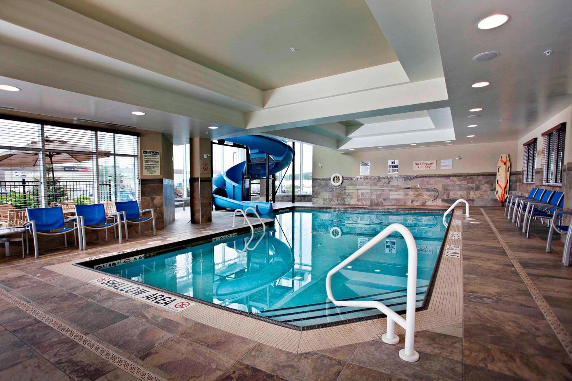 Towneplace Suites By Marriott Sudbury Eksteriør billede