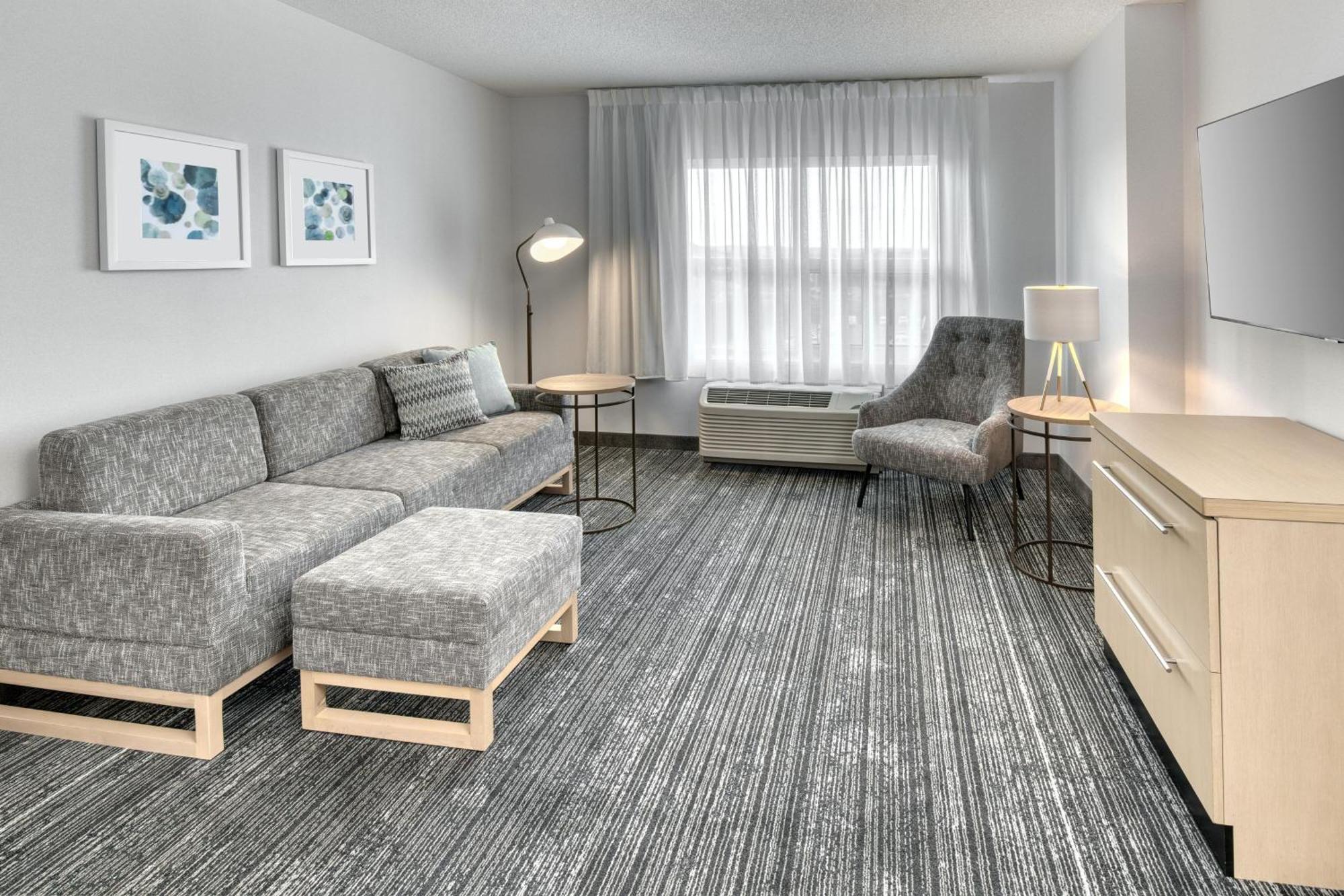 Towneplace Suites By Marriott Sudbury Eksteriør billede